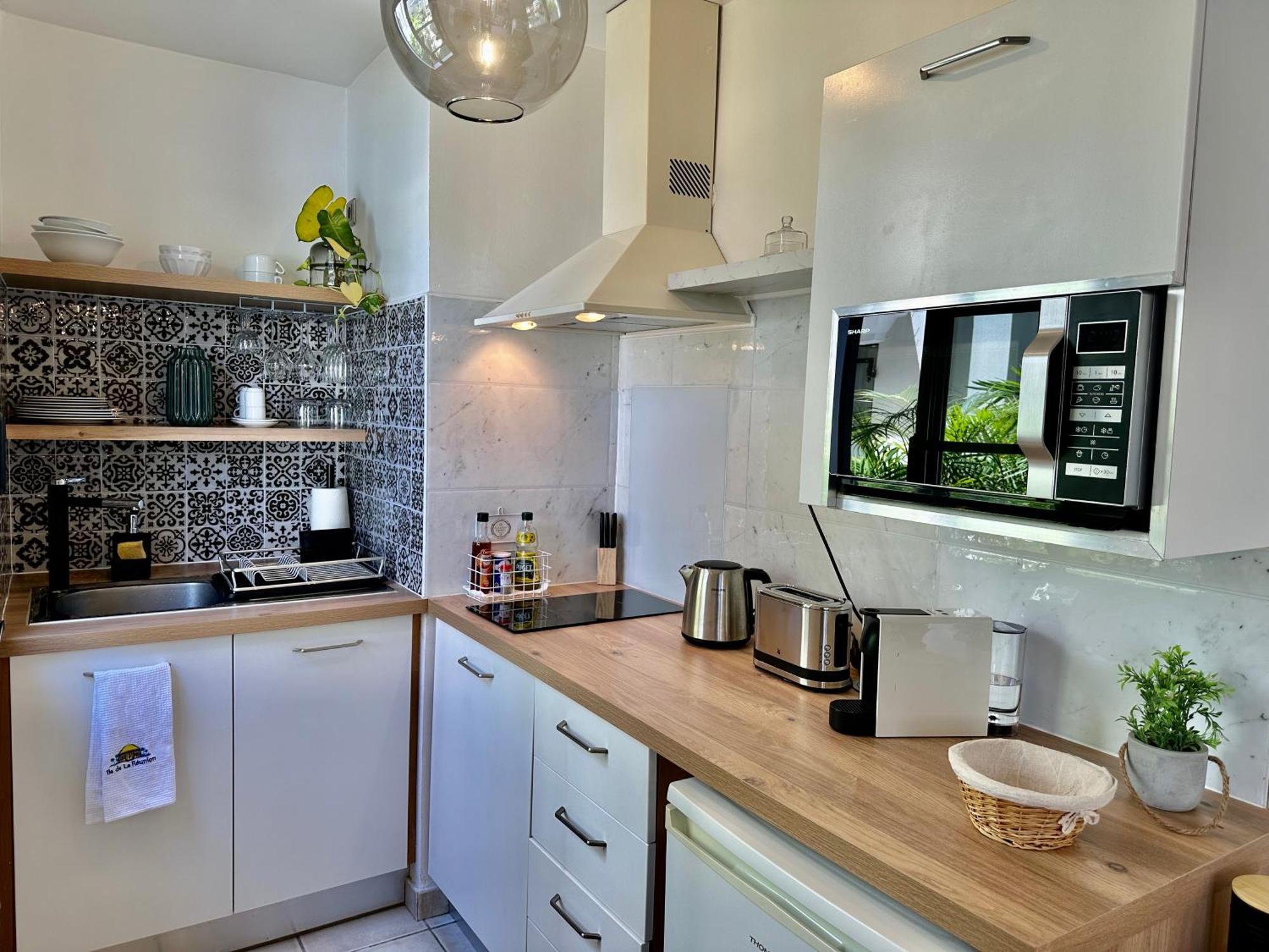 Le Coeur Daisy'L Saint Denis Centre Apartment Bagian luar foto