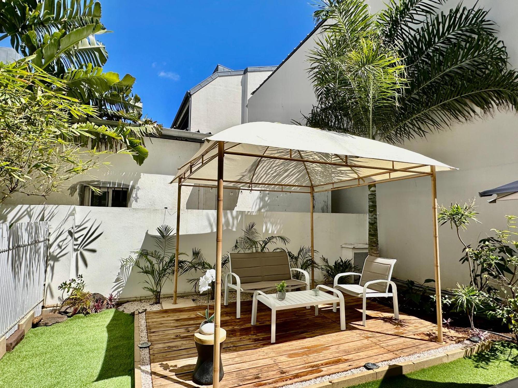 Le Coeur Daisy'L Saint Denis Centre Apartment Bagian luar foto